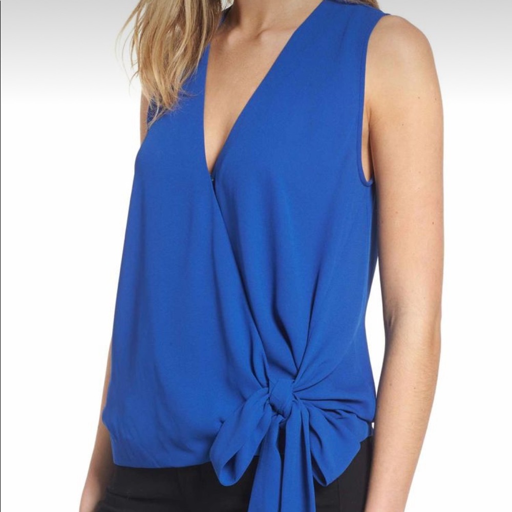 Tie front sleeveless top